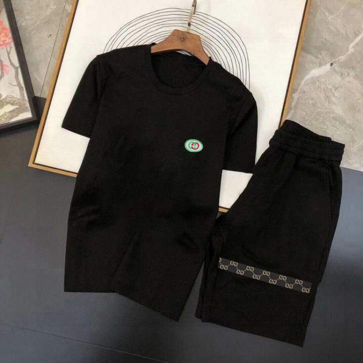 Picture of Gucci Shirt Pant Suits _SKUGucciM-3XL12yx0721599